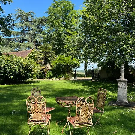 Chartreuse De Dane Bed & Breakfast